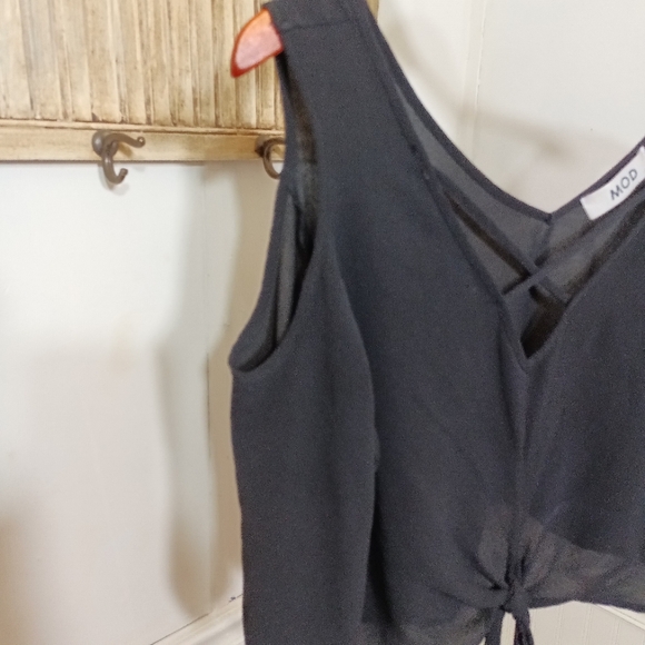 Mod cropped cold shoulder blouse - Picture 5 of 6